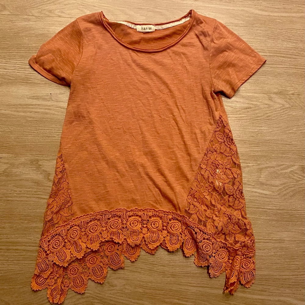 Taylor & Sage Orange Flowy Shirt Size S